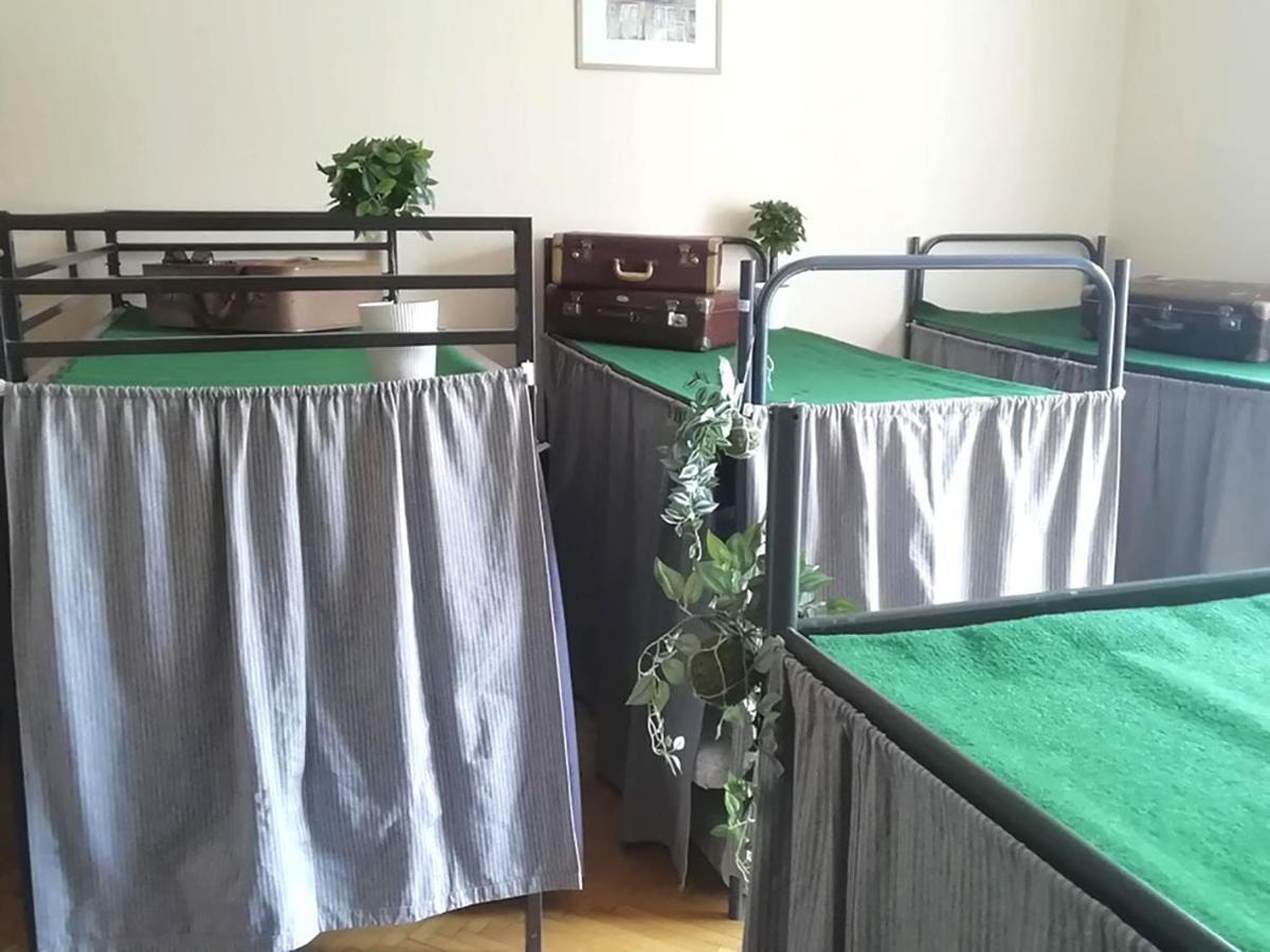 Bauhaus Astoria Hostel 布达佩斯 外观 照片