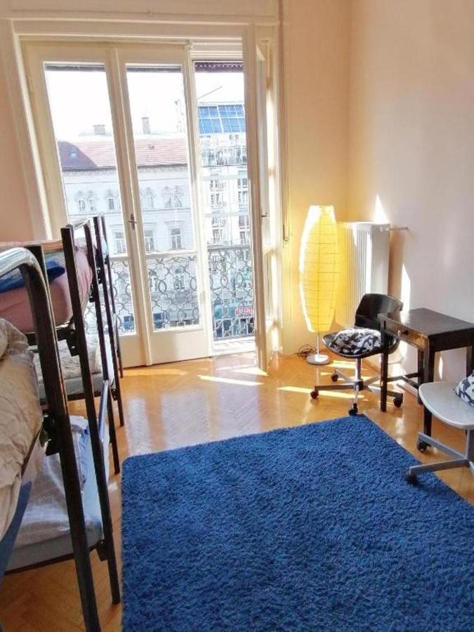 Bauhaus Astoria Hostel 布达佩斯 外观 照片